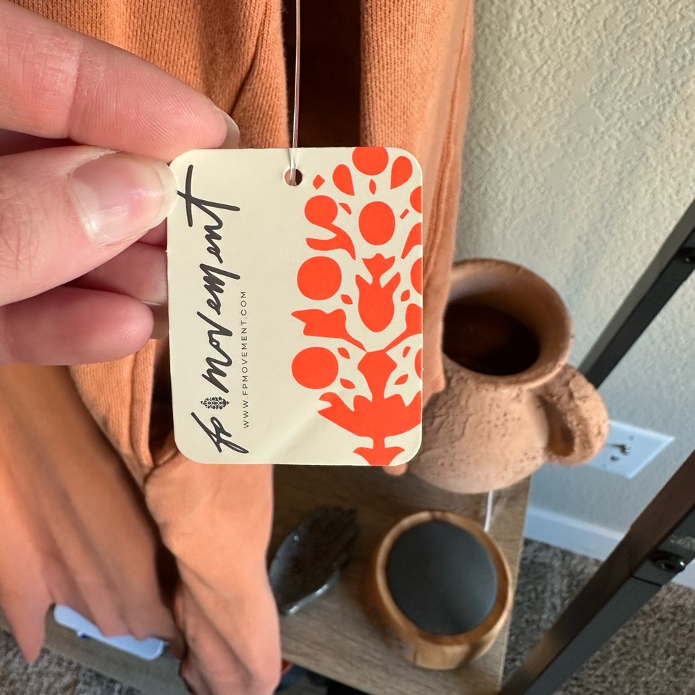 NWT Free People Spur Of The Moment
Solid Hoodie in Pink Cinnamon - Picture 4 of 12